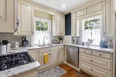 Own a piece of New Bern history with this charming 2-bedroom, 1 - photo 37