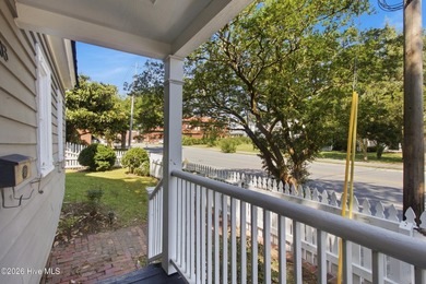 Own a piece of New Bern history with this charming 2-bedroom, 1 - photo 50