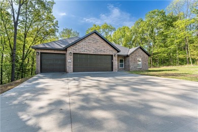 Lake Loch Lomond Home For Sale in Bella Vista Arkansas