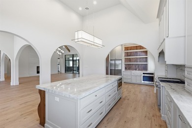 Welcome to 3500 Fairway Drive, this one of a kind Carmen Custom - photo 15