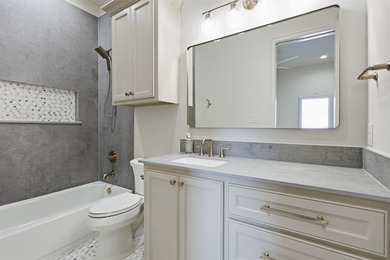Welcome to 3500 Fairway Drive, this one of a kind Carmen Custom - photo 29