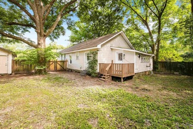 Updated home in great location. Joe T Robinson Schools, less - photo 31