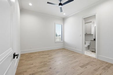 Welcome to 3500 Fairway Drive, this one of a kind Carmen Custom - photo 34