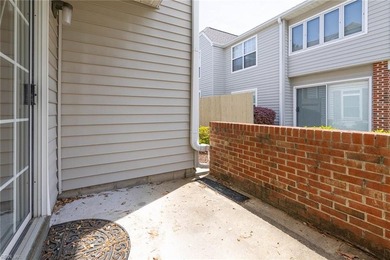 Charming first-floor condo in the sought-after Cypress Pointe - photo 38
