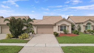 (private lake, pond, creek) Home For Sale in Boynton Beach Florida