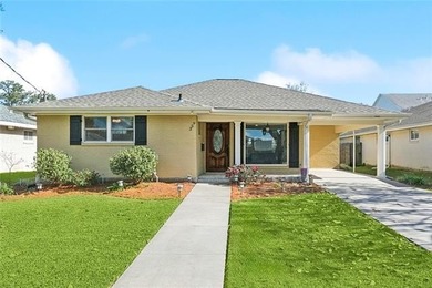 Lake Pontchartrain Home For Sale in Metairie Louisiana