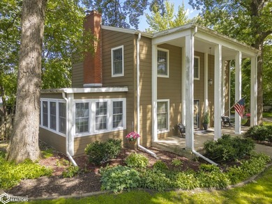 NESTLED WITHIN A PICTURESQUE, TREE LINED SETTING NEAR CLEAR LAKE - photo 2