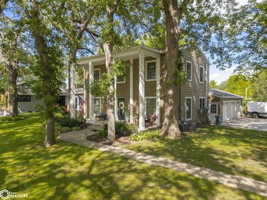 NESTLED WITHIN A PICTURESQUE, TREE LINED SETTING NEAR CLEAR LAKE - photo 3