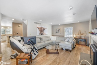 NESTLED WITHIN A PICTURESQUE, TREE LINED SETTING NEAR CLEAR LAKE - photo 4