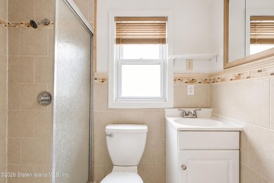 Detached under 500k is almost impossible to find ! Dont miss - photo 11