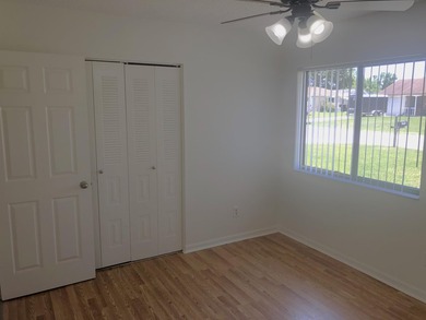 Great location, has new metal roof, new appliances, countertops - photo 13