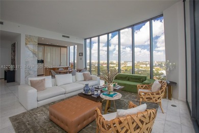 Top floor *D* line transformed by owner to a 4 bed / 3 bath - photo 4