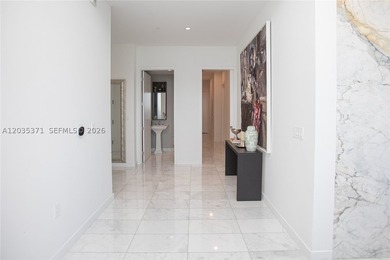 Top floor *D* line transformed by owner to a 4 bed / 3 bath - photo 5