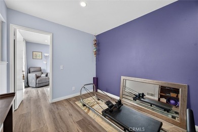 55+ Coastal Living at its best in Hueneme Bay! 3 Bedroom 3 - photo 16