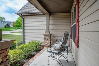 Welcome Home to the sought after D1 neighborhood of Old Mill - photo 6