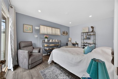 55+ Coastal Living at its best in Hueneme Bay! 3 Bedroom 3 - photo 18