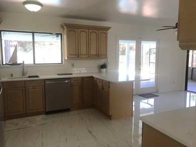 Great location, has new metal roof, new appliances, countertops - photo 21