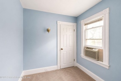 Detached under 500k is almost impossible to find ! Dont miss - photo 25