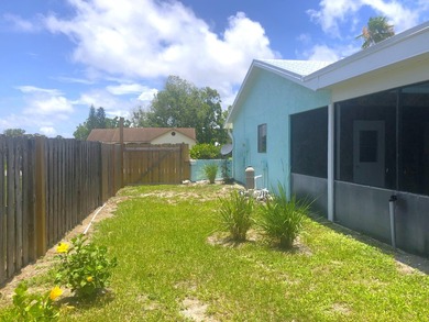 Great location, has new metal roof, new appliances, countertops - photo 36