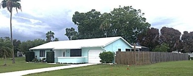 Great location, has new metal roof, new appliances, countertops - photo 37