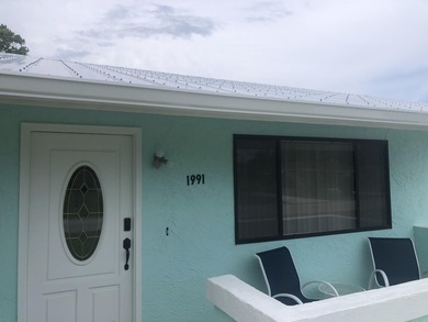 Great location, has new metal roof, new appliances, countertops - photo 40