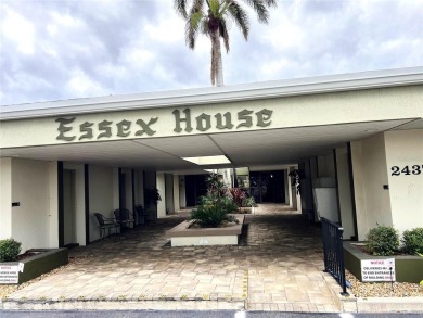 Port Charlotte Waterway Area Condo Sale Pending in Port Charlotte Florida