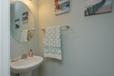 CONVENIENT GROWING LOCATION! GATED /SMALL LAKE/POOL COMMUNITY! - photo 8