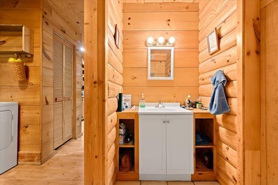 Welcome to your private lakeside retreat! Nestled on over 9 - photo 14