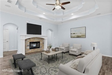 You are looking at a Stunner! This custom home with 4 beds and 2 - photo 15