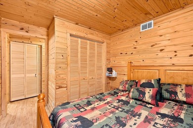 Welcome to your private lakeside retreat! Nestled on over 9 - photo 18