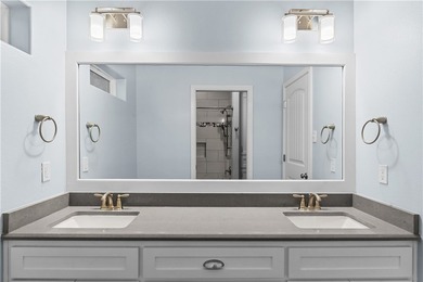 You are looking at a Stunner! This custom home with 4 beds and 2 - photo 28