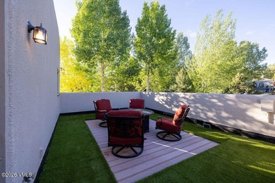 Single-family home set on the scenic sixth fairway of the - photo 30