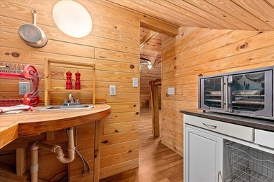 Welcome to your private lakeside retreat! Nestled on over 9 - photo 31