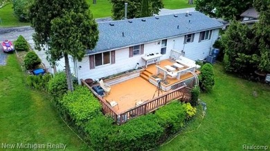 This spacious ranch offers a rare opportunity to enjoy lake - photo 6