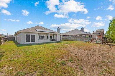 You are looking at a Stunner! This custom home with 4 beds and 2 - photo 39