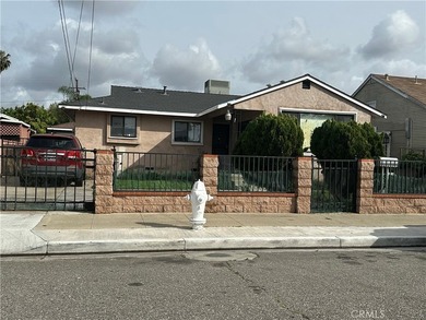 Great Location!!! 3 Bedrooms, 1 Bath, in the county records - photo 2