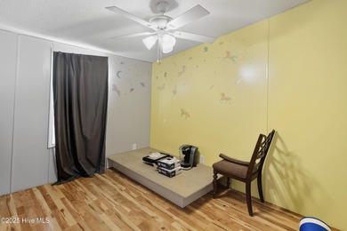 Looking for a great investment or a family compound right down - photo 44