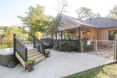 FULLY FURNISHED 1,968+/- SF 3 Bedroom, 2 Bath Home on Lake - photo 8