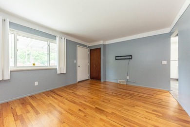 Quiet tree lined street this 3BR/2BA ranch home is located in a - photo 6