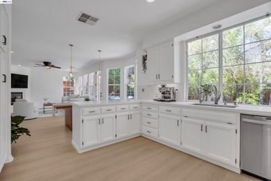 Tucked into one of San Ramon's most picturesque pockets, this - photo 9