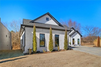Located in the desirable Clear Creek Patio Homes section of the - photo 3