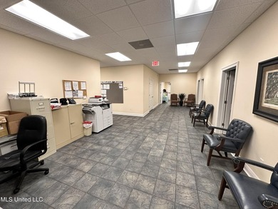 Exceptional Investment Opportunity: Premier Professional Office - photo 13