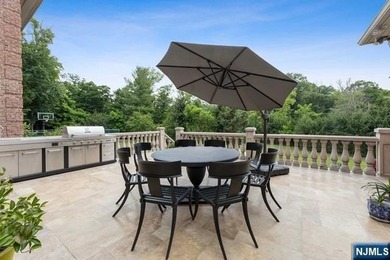 MAJESTICALLY SET ON 2 MANICURED ACRES, THIS BRICK COLONIAL MANOR - photo 15