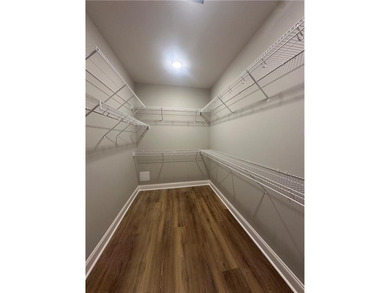 If you're looking for a brand new, one-level home on a large lot - photo 17