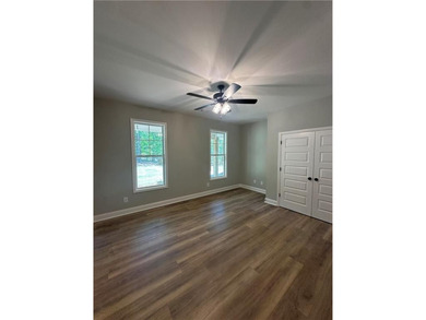 If you're looking for a brand new, one-level home on a large lot - photo 19