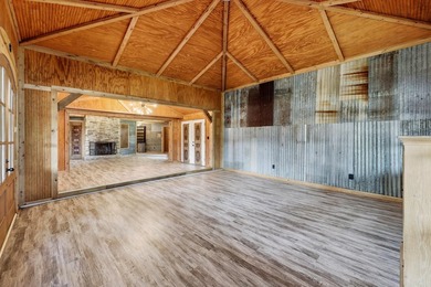 Lakefront, direct water access, and just under 3,600 square feet - photo 22