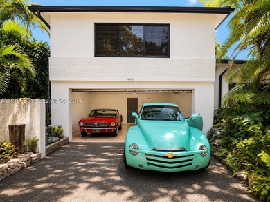 Investor's Dream on a Massive Lot in the Most Prestigious Area - photo 7