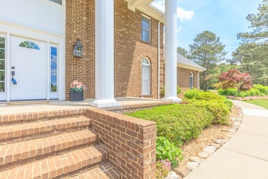 ELEGANT HOME, FIRST TIME ON THE MARKET! Welcome to this stunning - photo 8