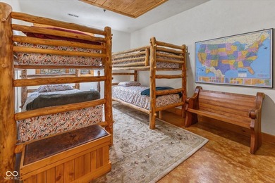 Private, Brown County Custom log home w/3bed/3.5bath, 3 car - photo 33