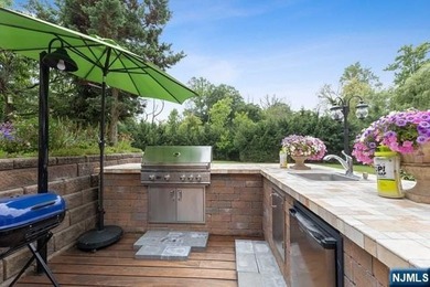 MAJESTICALLY SET ON 2 MANICURED ACRES, THIS BRICK COLONIAL MANOR - photo 43